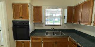 Three-Bedroom Pool home located in Ormond Beach Gallery 9