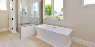 Newer Construction in Manhattan Beach Hill Section Gallery 33