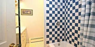 434 BELLEVUE Avenue Gallery 30