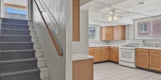 Beautiful 2 Bed, 1 Bath Garden-Level Apartment in Sunnyside! Gallery 15