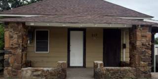 217 North Wilson Avenue Gallery 1
