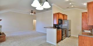 3/2/2 near Golf Course! Gallery 21
