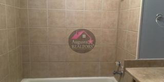 Adorable & Affordable 2 bedroom house!! Gallery 4