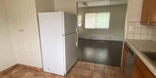 Foothill Gardens Apartments - 1301 - 1317 E. Foothill Blvd. Gallery 15