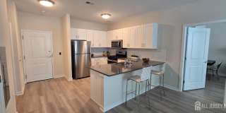 211 Henderson I Gallery 1