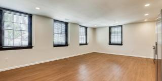 210 E BOSCAWEN ST Gallery 2
