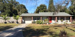 Charming 2 Bedroom Home on a Spacious Corner Lot — Orlando, FL Gallery 1