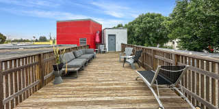 Authentic Loft Living in an Emeryville Landmark Gallery 18
