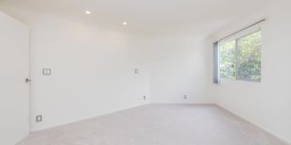 5-65 Rodeo Avenue Gallery 64
