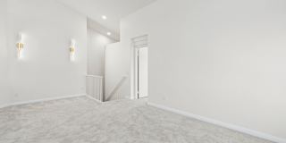 Newly renovated 2-bedroom UTC townhome in the coveted Andria of Renaissance at La Jolla community! Small pet ok! Gallery 7
