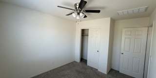 3 bedroom 3 bath Home Gallery 28