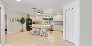 Pool Home for rent Gallery 25