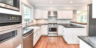 6911 Elm Dr Gallery 5