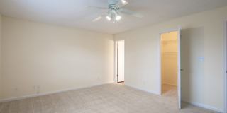 Holly Point Apartments Gallery 80