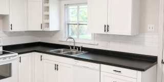 Beautifully Renovated 3 Bed / 1 Bath – Section 8 Welcome! Gallery 8