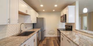 2 Bedroom/2.5 Bathroom Townhome on the Golf Course in Richland Gallery 1