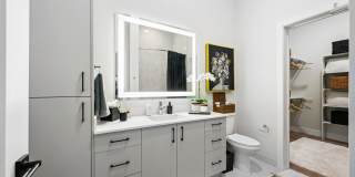 Bria & Capella Gallery 22