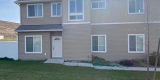 Stylish Comfort in the Heart of Pullman Gallery 1