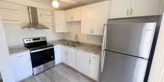 *NEWLY RENOVATED!* MUST SEE - 2/2 Townhome for Rent Gallery 1