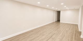 Huge Renovated 3 Bedroom house in hikespoint! Gallery 7