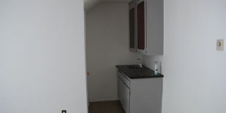 912 Hilldale Gallery 7