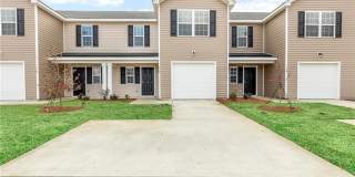 Savannah Highlands Townhome Available Gallery 1