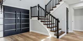 Luxury Furnished Waterfront Home – 4BR/4BA | Designed for Flexible Mid-Term Stays Gallery 9