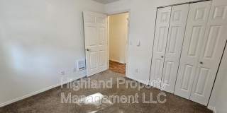 1020 NE B St Gallery 13