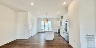 5014 Nimes Road Gallery 46