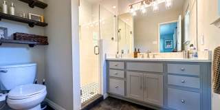 Brilliant Home on a Large Lot with Everything! Gallery 12