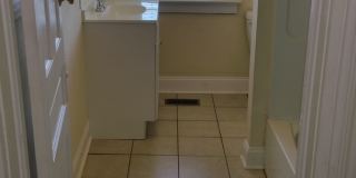 Spacious 4 Bed, 2 Bath Rowhouse in the Fan! Near VCU - 7 S ALLEN AVE. Available in August Gallery 12