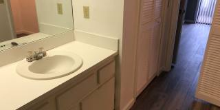 2 bed 2 bath, great location 2 bed 2 bath, great location Gallery 1