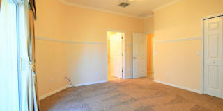 Wow!!! VISTA LAKES 4br 2ba POOL HOME with FENCED YARD... Pool & Lawn care included. Gallery 13