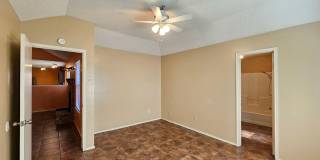 HUGE RENT REDUCTION & AVAILABLE NOW! Gallery 16