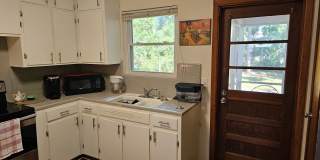 Charming Duplex Unit In Franklin Park Gallery 7
