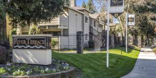 River Terrace Apartment Homes Gallery 19