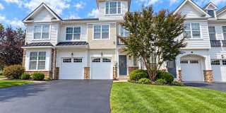 316 Ross Court (3BD/2.5BT) | Cul-de-sac, Gated, Wyncote Townhome with Garage Parking Gallery 1