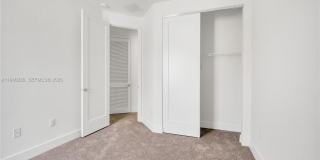 8037 NW 42nd St Gallery 28