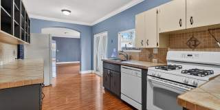 1005 Selkirk Street Gallery 15