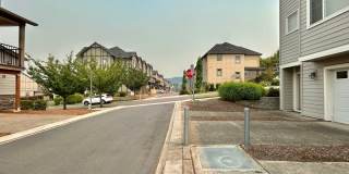 Stunning 2 Bed, 2.5 Bath Craftsman Townhome with Community Amenities! Gallery 19