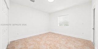 145 NE 60th St Gallery 17