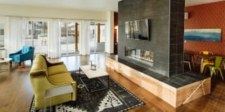 Grant Park Village Gallery 27