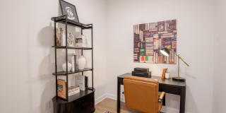 Taryn at 401 Gallery 39