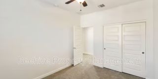 2927 N Augustine 2927 N Augustine Gallery 35