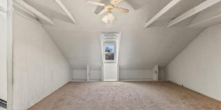Bright 3 Bedroom, 1.5 Bath Home with Private Yard! Gallery 17
