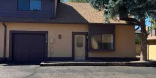 2 Bedroom Townhome with a Fireplace Gallery 1