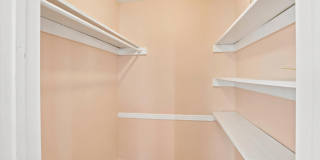715 PINE Street Gallery 10