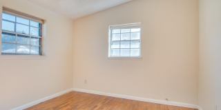 3411 W Yonge St Gallery 30
