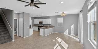 AMAZING 2-STORY 3-BEDROOM HOME IN GATED COMMUNITY! Gallery 6