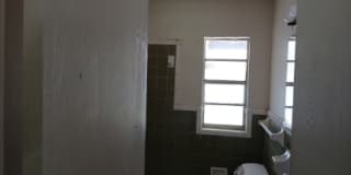 1407 W 14th Street Gallery 38